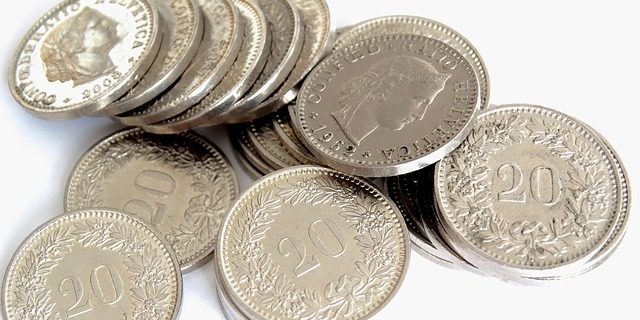 money-452624_640